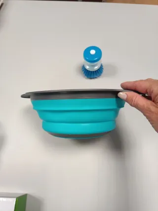 Coladores Plegables de Silicona Gris y Turquesa