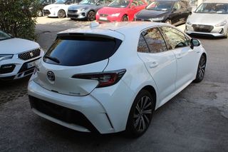 Toyota Corolla 1.8 125H STYLE E-CVT