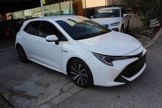 Toyota Corolla 1.8 125H STYLE E-CVT