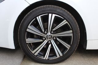 Toyota Corolla 1.8 125H STYLE E-CVT