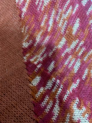 Sciarpa morbida arancione e rossa