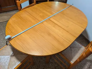 Mesa extensible de madera