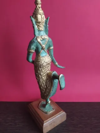 Figura Apsara Bronce