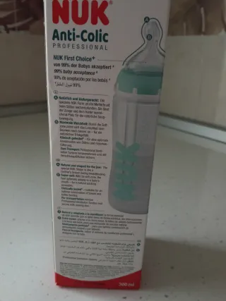 Biberón anticólicos NUK No se devuelve