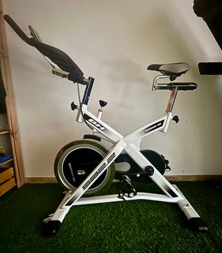 Cinta de Correr BH + Bici Indoor Sin Estrenar