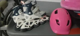 Patines y Casco Rosa