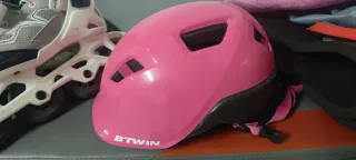 Patines y Casco Rosa