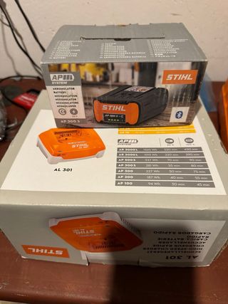 Batería y cargador Stihl AP 300 S AL 301