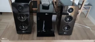 Equipo de sonido LG negro