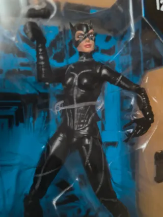 Figura DC Multiverse Batman Returns Catwoman