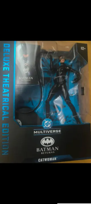 Figura DC Multiverse Batman Returns Catwoman