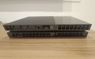 PS4 Original 500GB + 2 Mandos