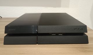 PS4 Original 500GB + 2 Mandos