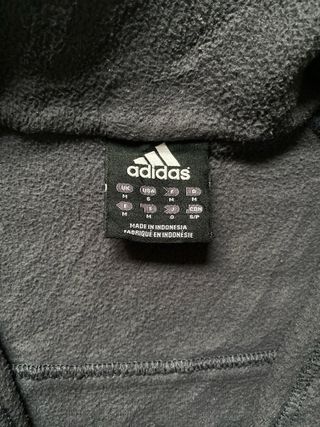 Jersey Adidas Vintage Gris Y2K