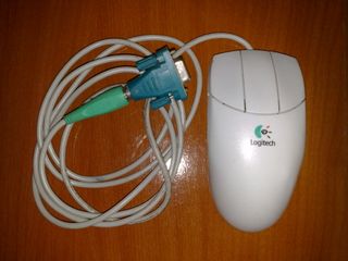 Ratón Logitech serie PS/2 de Bola Blanco
