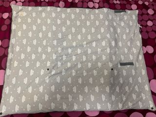 Manta bebé nubes gris