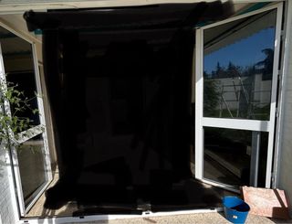 Ventanal con puertas y ventanas