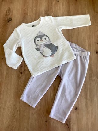 Pijama bebé niña 80 cm invierno pingüino 2 piezas