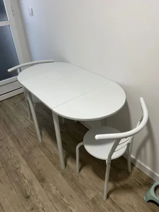 Mesa cocina extensible con 2 sillas
