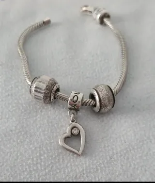 Charm Viceroy Corazón con Circonita