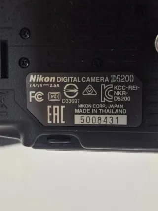 Cámara Nikon D5200 + Objetivo