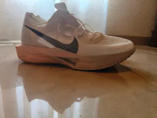 nike zoom vaporfly