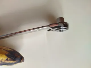 1 Combi carraca 19mm. Y 1 Accesorio carraca 1/2"