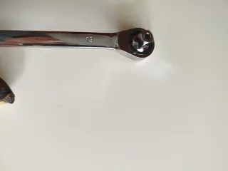 1 Combi carraca 19mm. Y 1 Accesorio carraca 1/2"