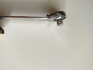 1 Combi carraca 19mm. Y 1 Accesorio carraca 1/2"