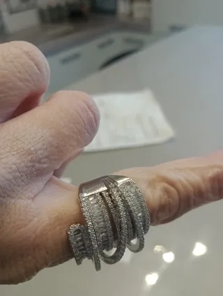 Anello donna con brillantini