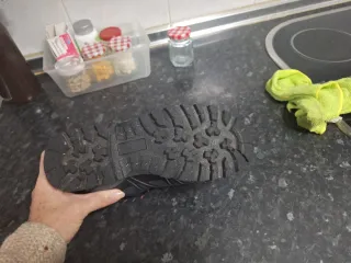 TALLA PARA 38 .Le falta la plantilla .Deportivas m