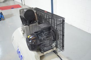 Compresor pistón JOSVAL MC-AF-500 de 5.5Hp