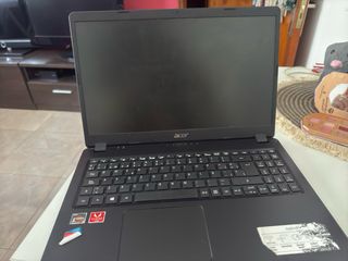 Ordenador Acer Negro