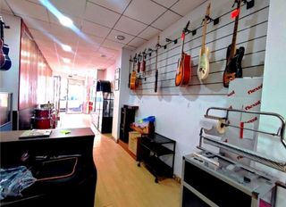 Local comercial en alquiler en Barrio Alto - San Félix - Oliveros - Altamira en Almería