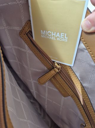 Bolso Michael Kors Voyager