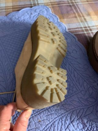 Zapatos planos beige suela goma