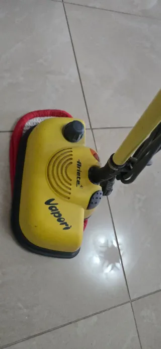 Scopa a vapore Vaporì Ariete