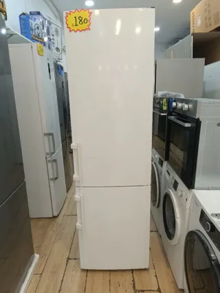 Nevera Liebherr con garantía y transporte