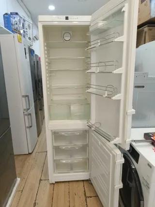 Nevera Liebherr con garantía y transporte