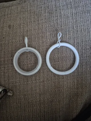 Anillas blancas diam 28 6 unid y diam 25 24 unid