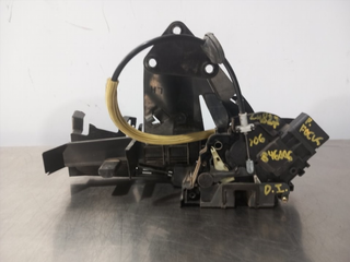 CERRADURA PUERTA DELANTERA IZQUIERDA FORD FOCUS B