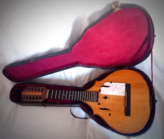 Laúd Andrés Marín Centenario