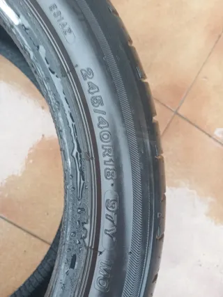 Neumático 245/40R18 97Y MO
