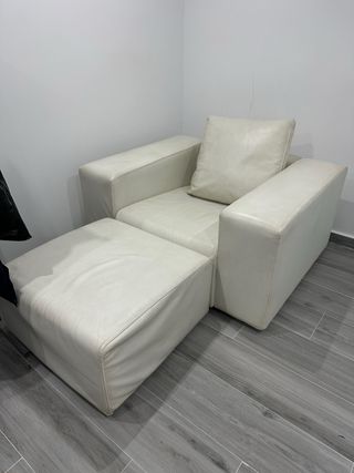 4 módulos de sillón individuales y 2 reposapiés