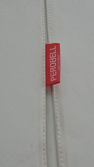 4 módulos de sillón individuales y 2 reposapiés