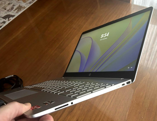 Portátil HP Ryzen 5 Windows 11