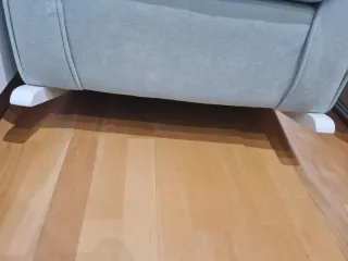 Sillón de lactancia mecedora verde