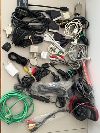 Lote Cables y Adaptadores Varios