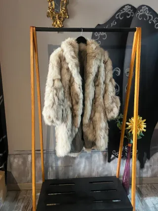 Chaquetón de piel mujer beige y gris