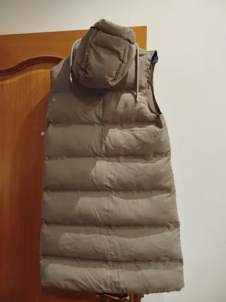 Chaleco largo acolchado Zara gris